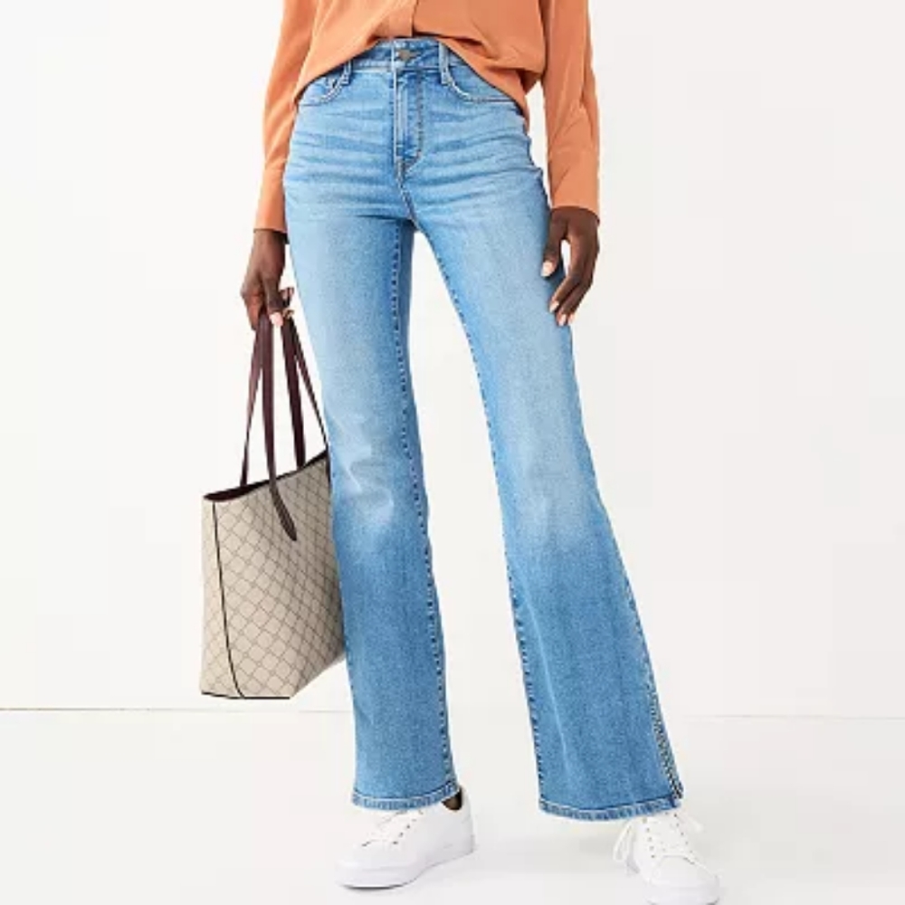 Nine West Slimming Bootcut Jeans size 6